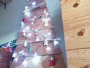 Drevený vianočný stromček